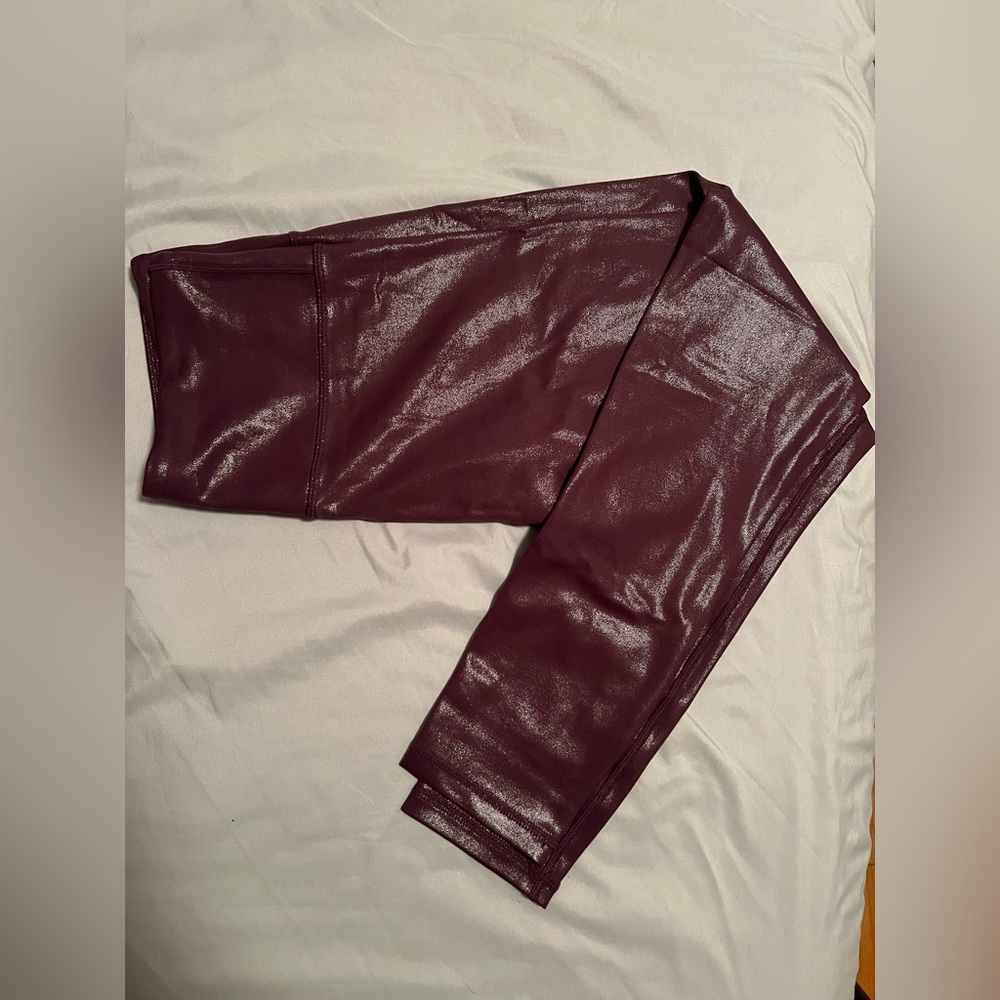 ZYIA Women’s Shiny Purple Leggings Size 6-8